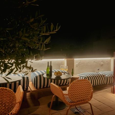 Lirium Casa Patio Hotel Севиля Екстериор снимка