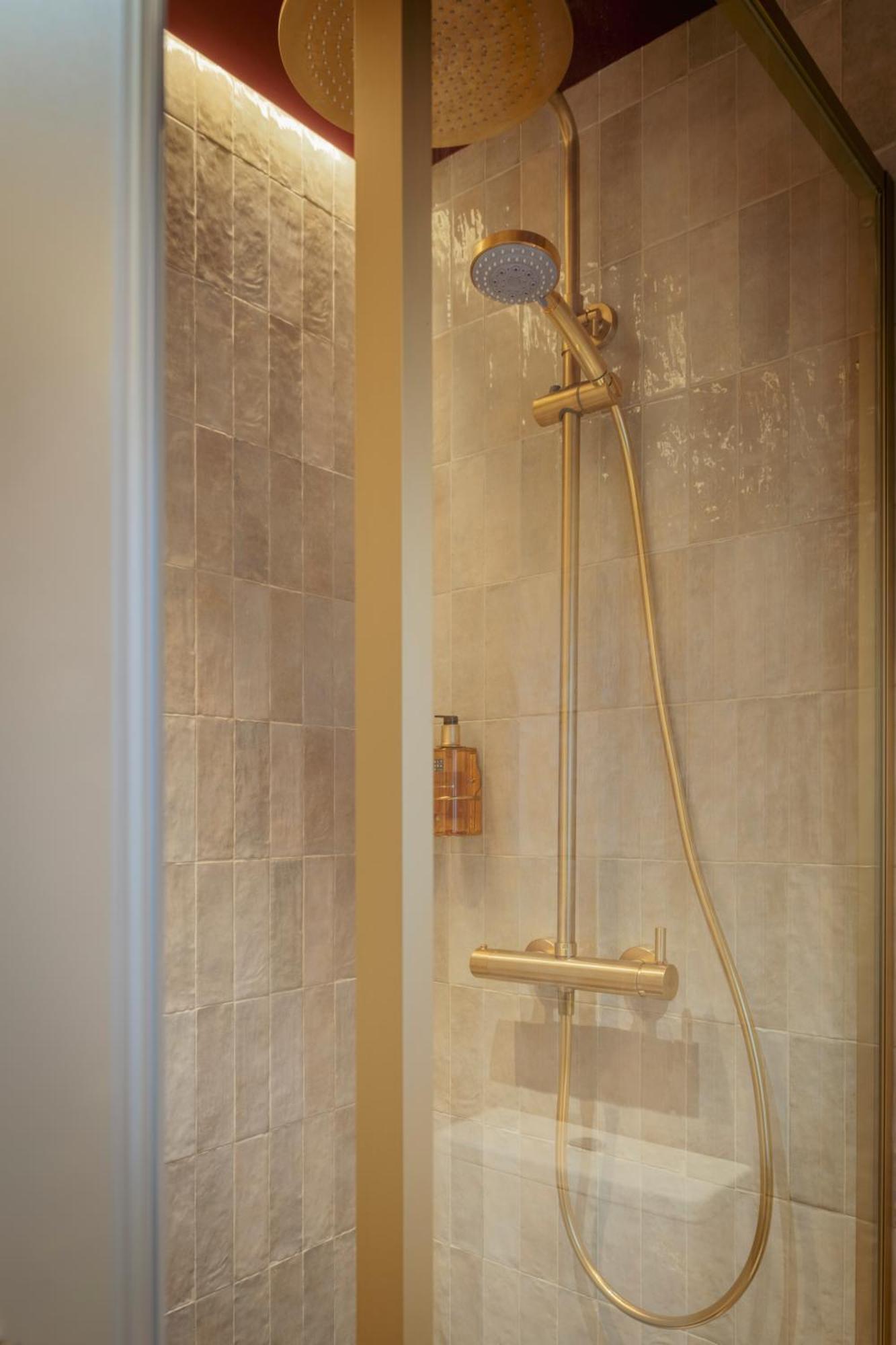 Lirium Casa Patio Hotel Севиля Стая снимка